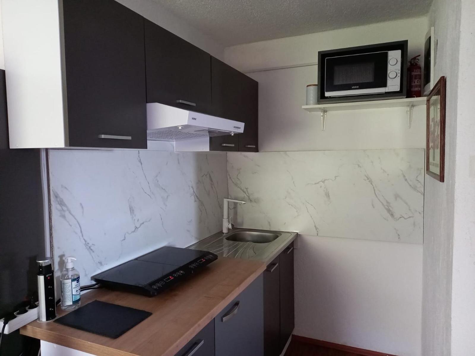 Apartment 'cvit' Karlobag